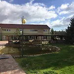 Dvur Hotel 3*