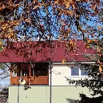 Hotel Dvur 3*