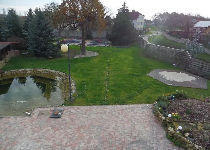 Szálloda Dvur Krnsko